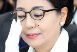 朴槿令年轻时的照片,朴槿令的青涩时光