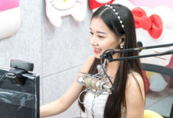 女主播自慰直播封号,网络直播伦理边界再引热议