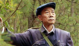 演员李雪健的年龄