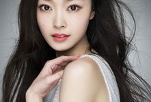 曹轩轩个人资料,才华横溢的年轻歌手，音乐之路上的璀璨星辰